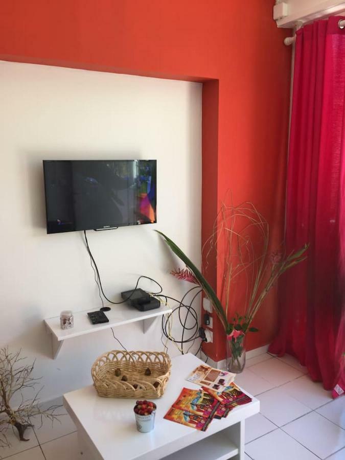 Cosy Tamarins 1 A Quelques Pas Du Lagon サンタンヌ エクステリア 写真